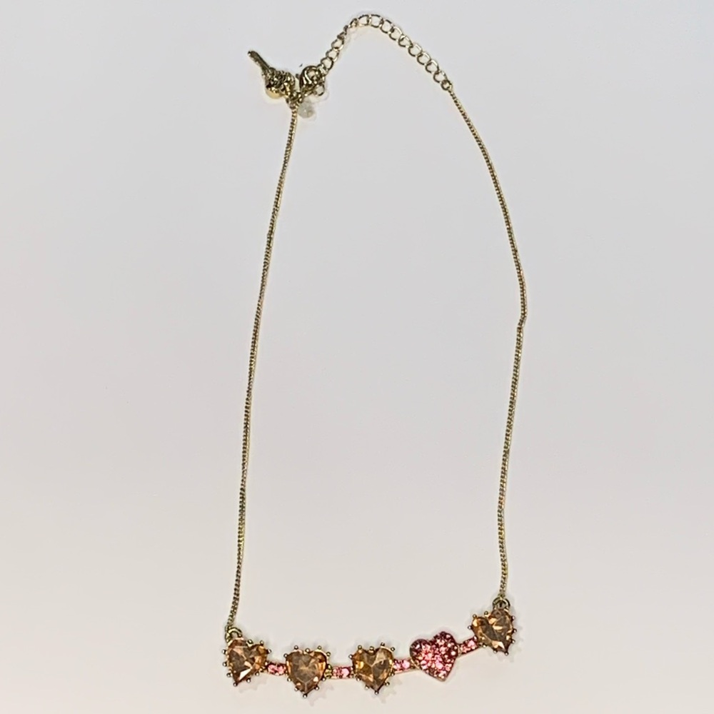 Betsy johnson necklace with 5 pink hearts